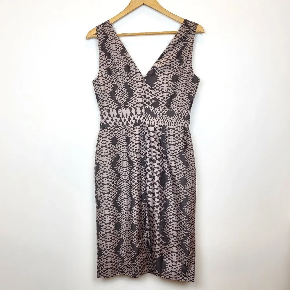 Banana Republic 100% Silk Gray Snakeskin Print Cocktail Dress, Size 4, NWT - Picture 2 of 12